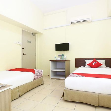 OYO 89651 Harmoni Hotel Kota Bharu Buitenkant foto
