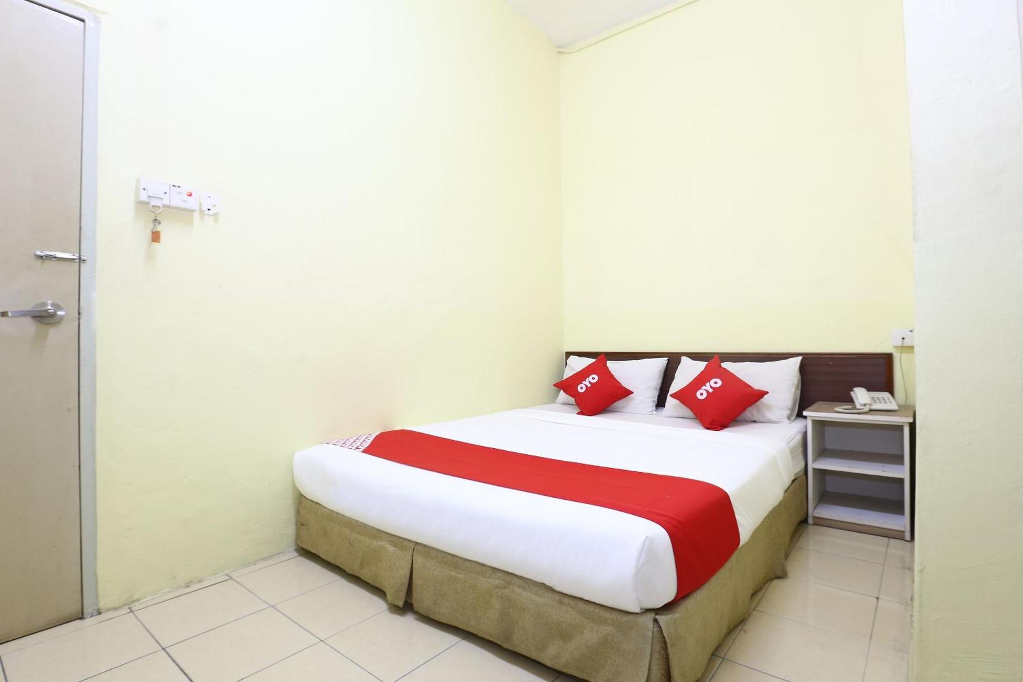 OYO 89651 Harmoni Hotel Kota Bharu Buitenkant foto