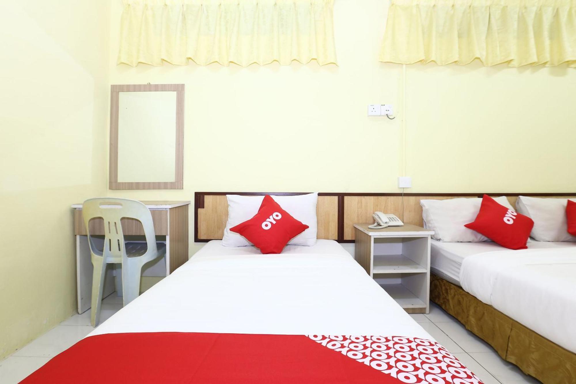 OYO 89651 Harmoni Hotel Kota Bharu Buitenkant foto