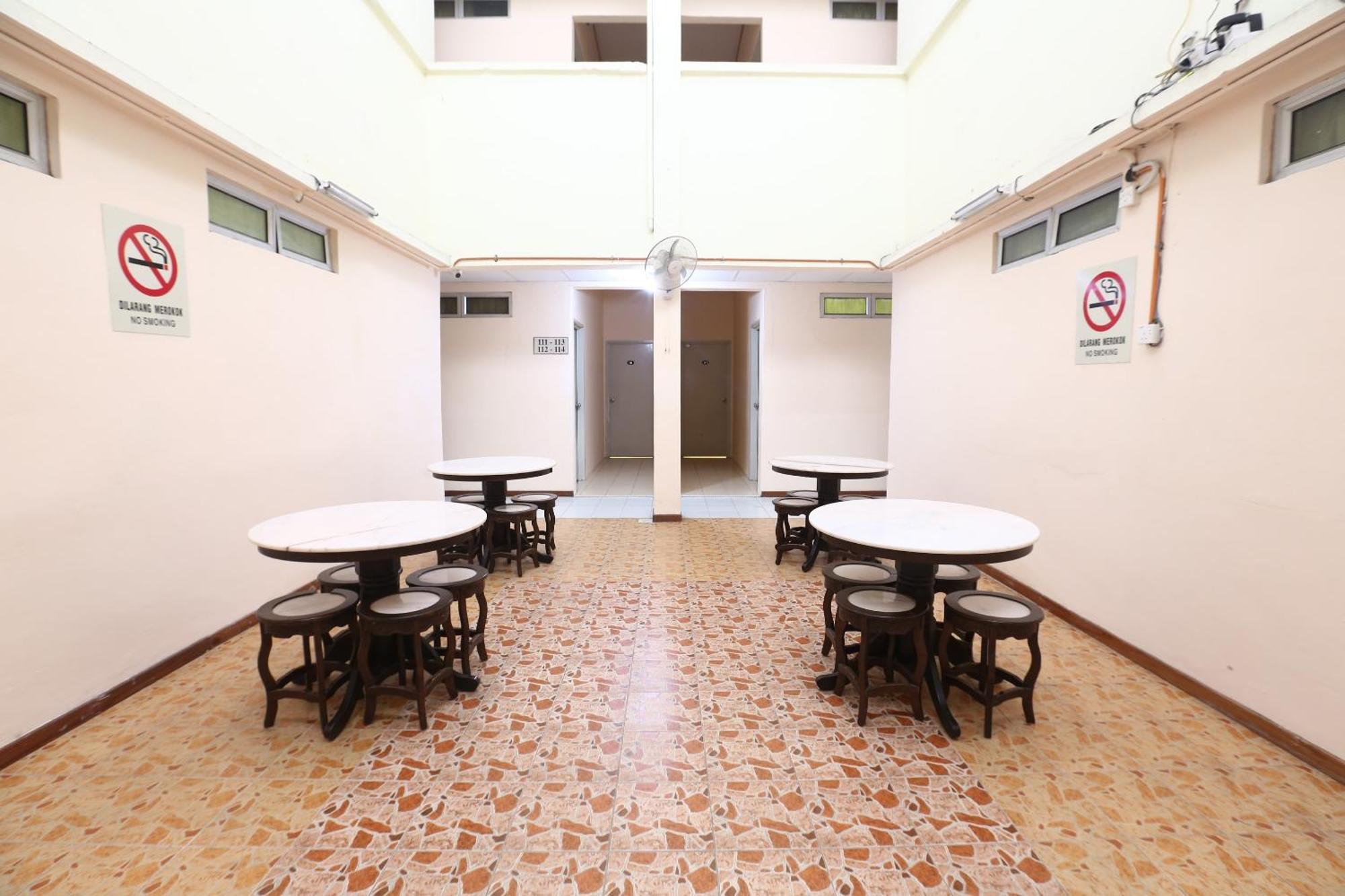 OYO 89651 Harmoni Hotel Kota Bharu Buitenkant foto