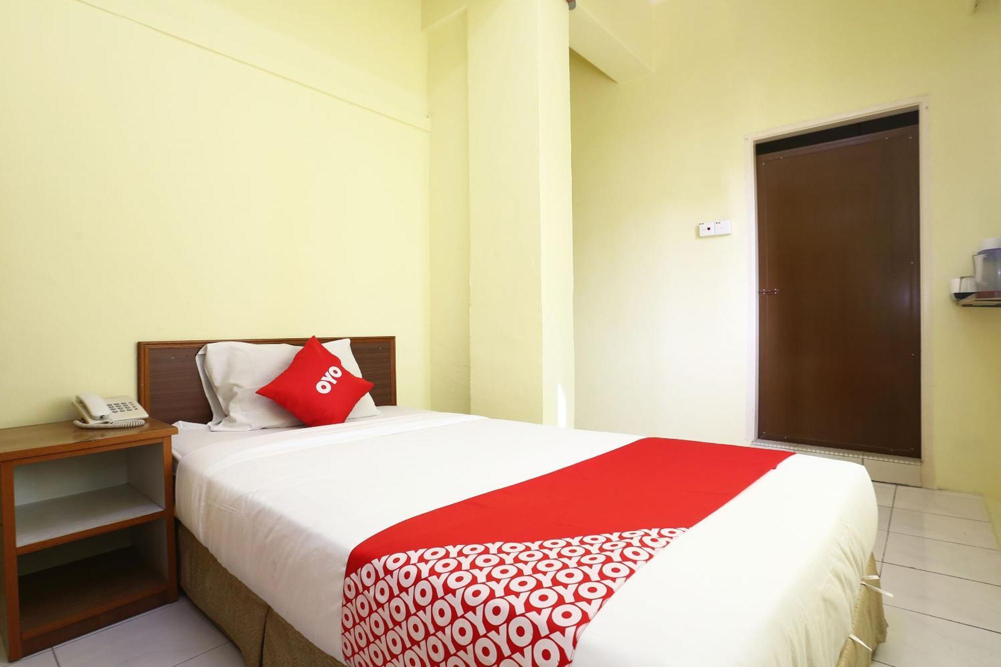 OYO 89651 Harmoni Hotel Kota Bharu Buitenkant foto