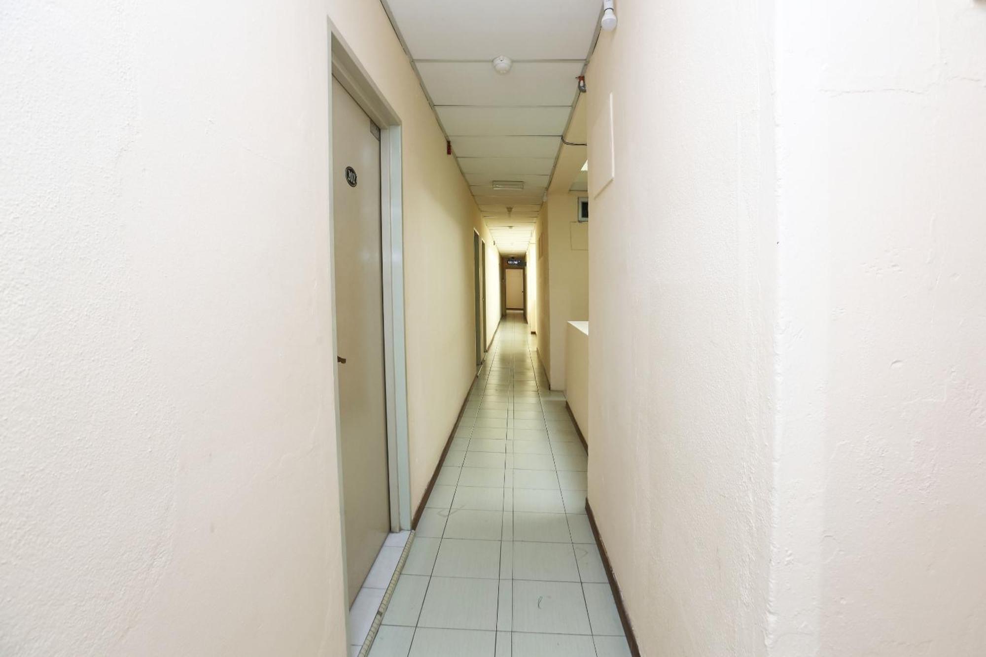 OYO 89651 Harmoni Hotel Kota Bharu Buitenkant foto