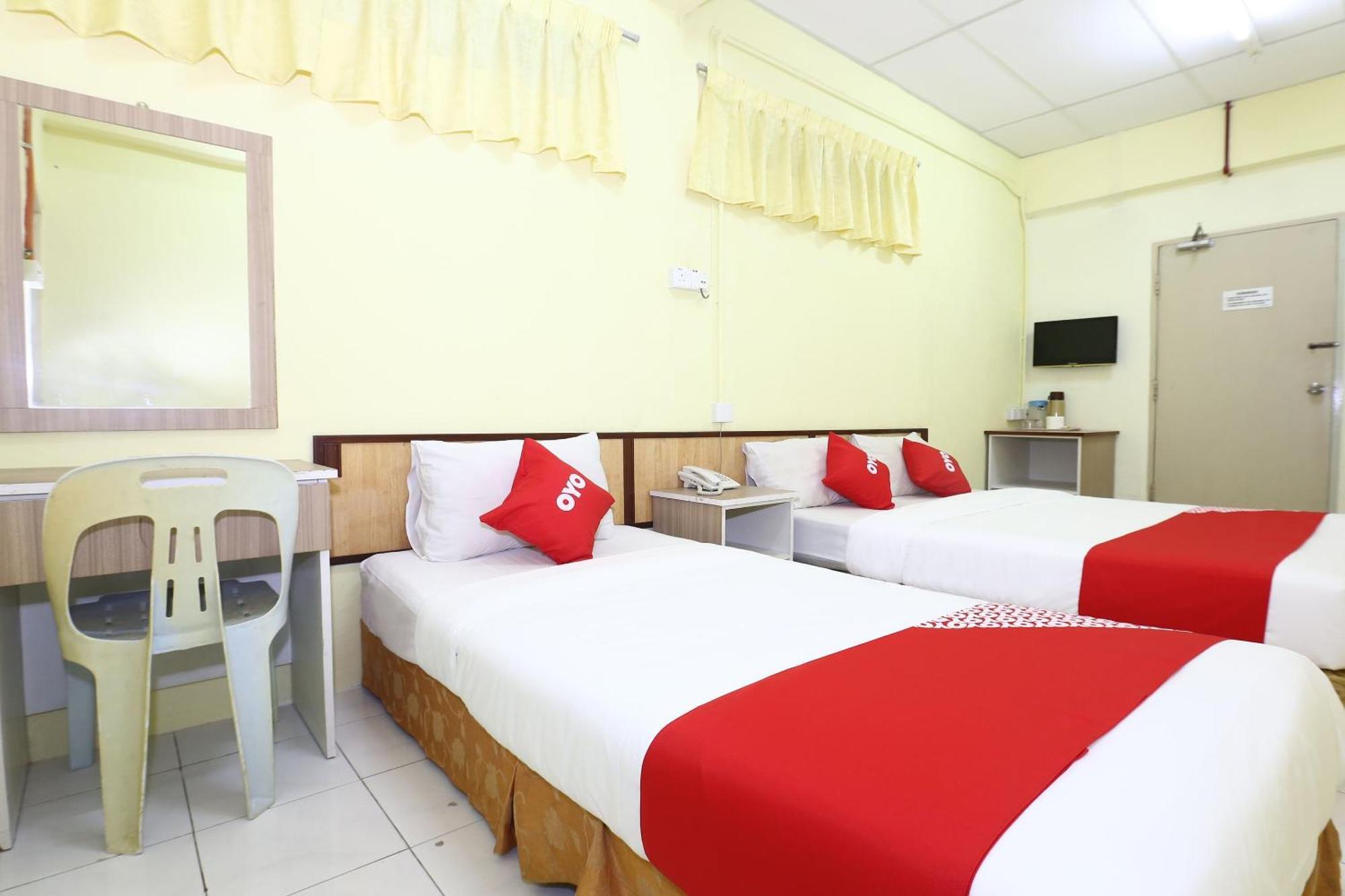 OYO 89651 Harmoni Hotel Kota Bharu Buitenkant foto