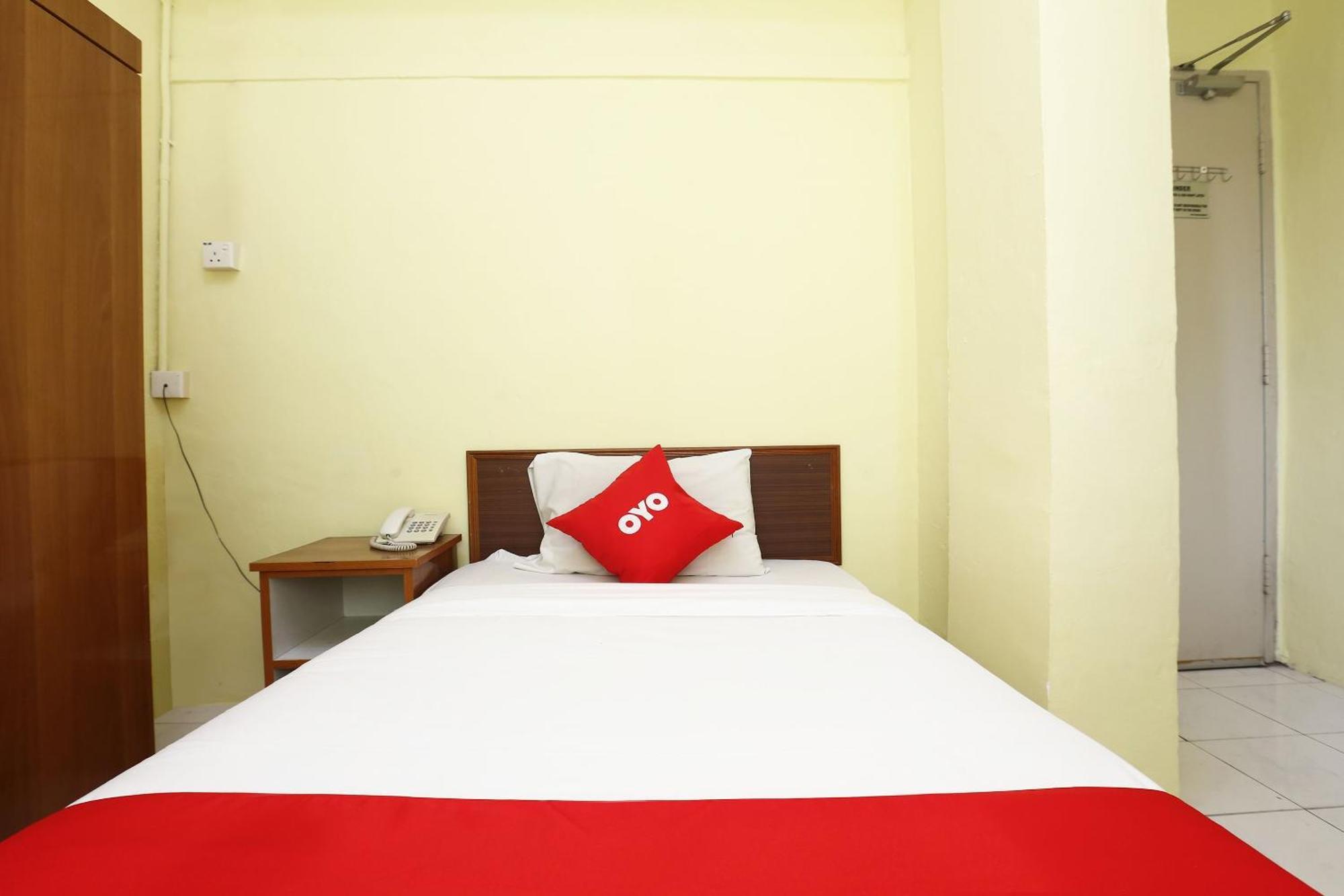 OYO 89651 Harmoni Hotel Kota Bharu Buitenkant foto