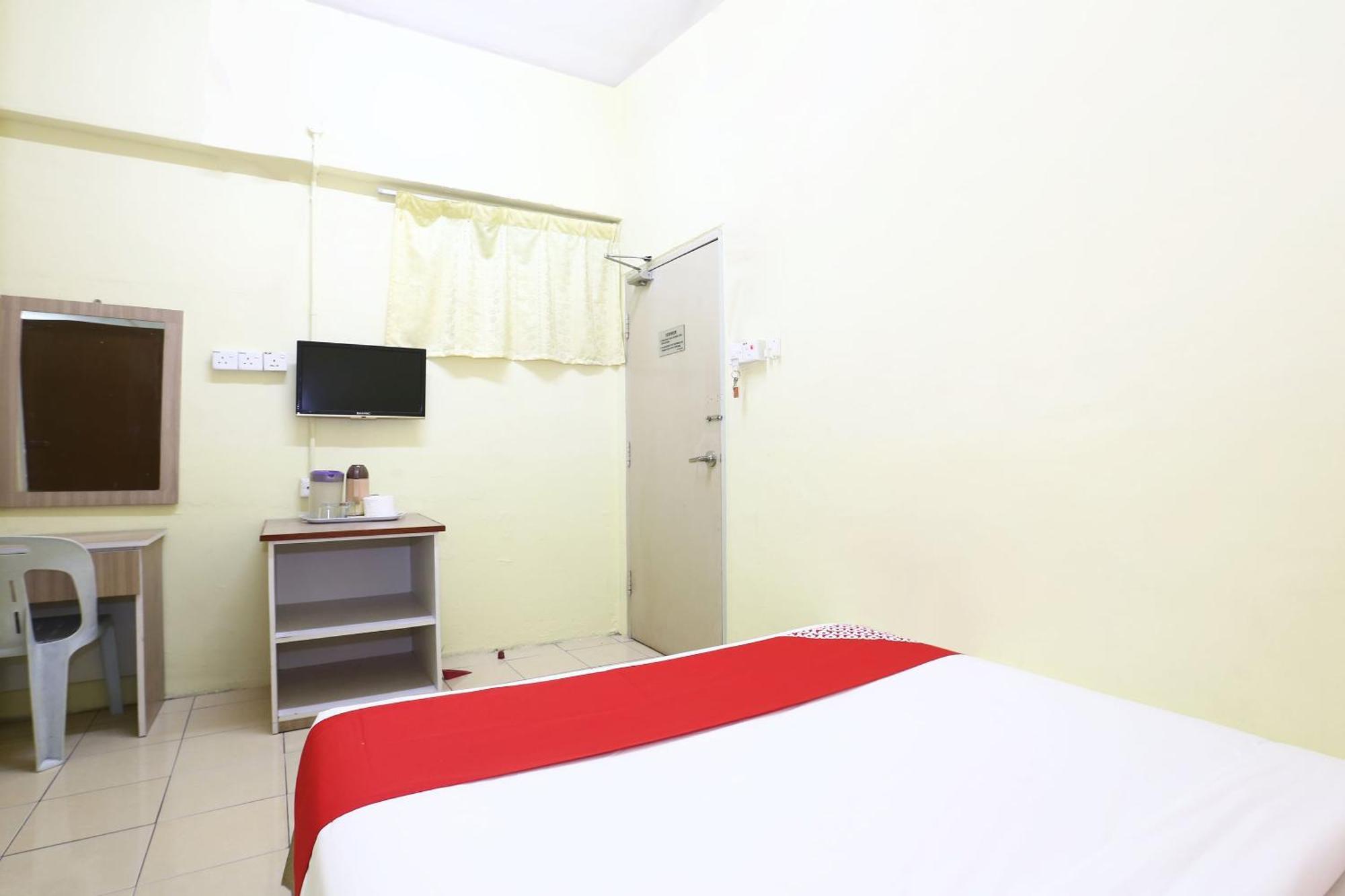 OYO 89651 Harmoni Hotel Kota Bharu Buitenkant foto