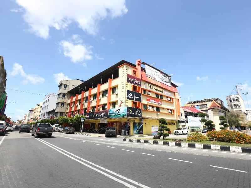OYO 89651 Harmoni Hotel Kota Bharu Buitenkant foto